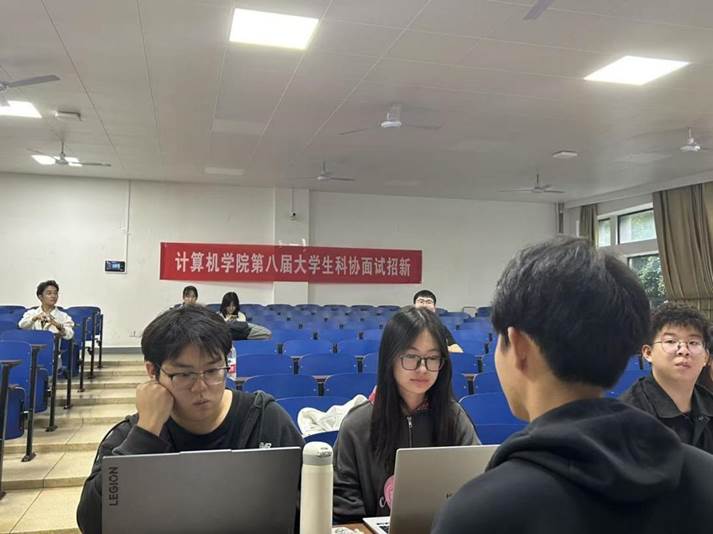 竞赛部面试照片